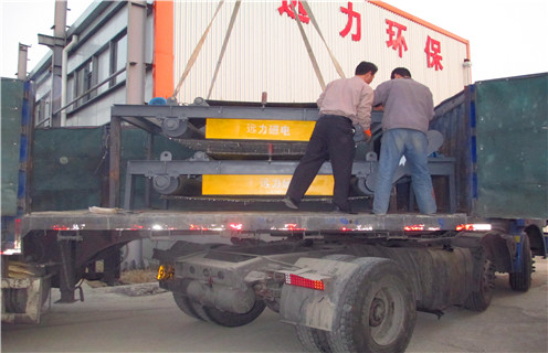 永磁自卸式好色先生入口下载APP，河南轻型永磁自卸式好色先生入口下载APP_技术参数_河南轻型永磁自卸式好色先生入口下载APP磁块安装方式_如何换带